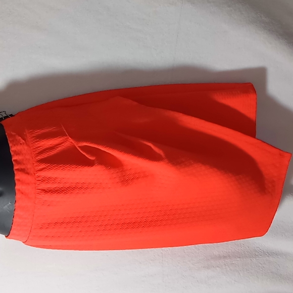 Ladies Skirt - Picture 2 of 5